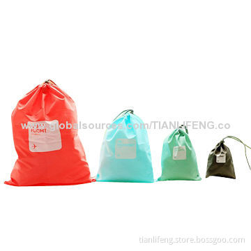 Leisure travel toiletry bag in 4 sets